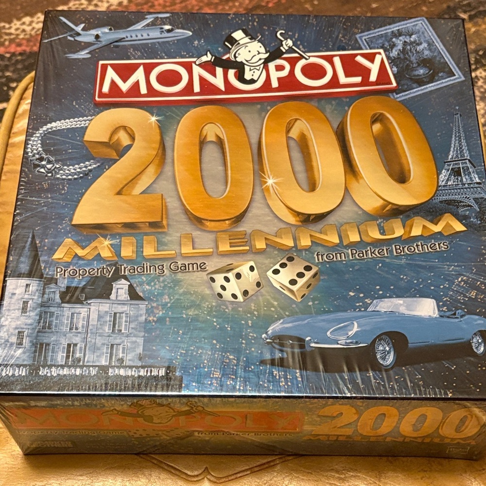 Monopoly 2000 Millennium Edition Board Game Parker Brothers Sealed Original Box